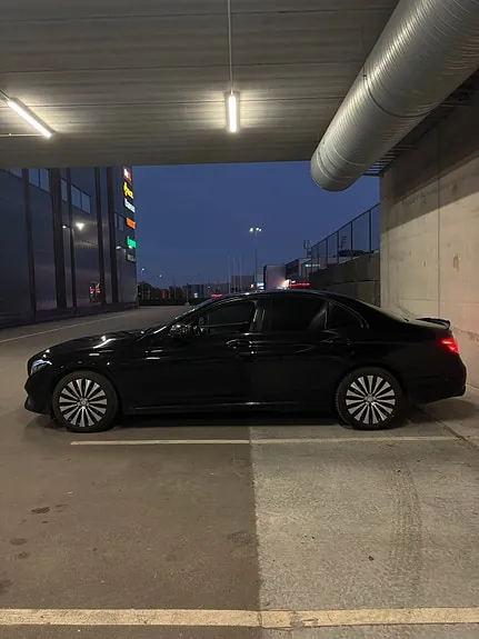 Mercedes-Benz E350 E 2017 photo 3