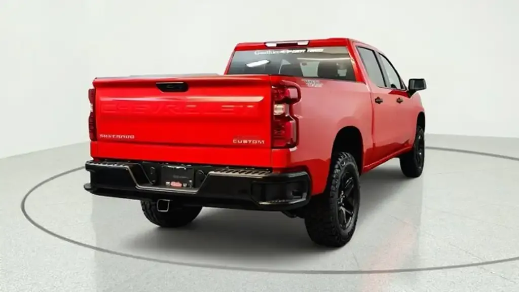 Chevrolet Silverado 1500 2026 photo 3