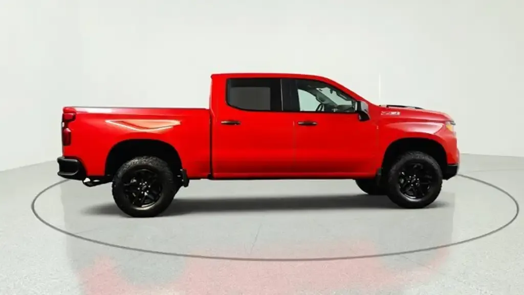 Chevrolet Silverado 1500 2026 photo 2