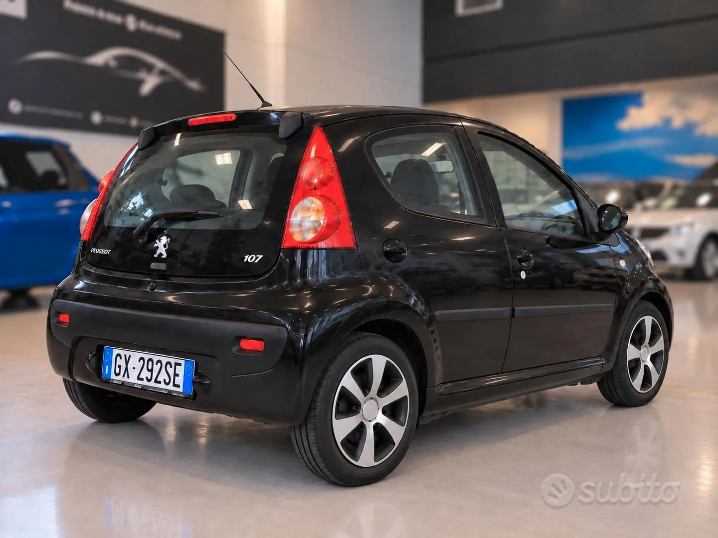 Peugeot 107 2005 photo 2