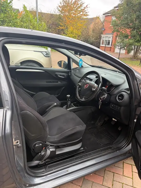 Fiat Punto 2014 photo 4