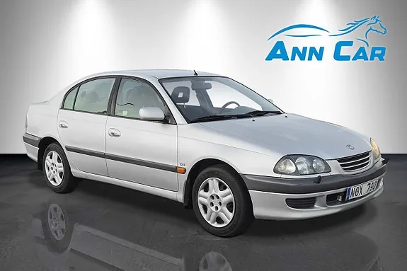 Toyota Avensis 1999 photo 5