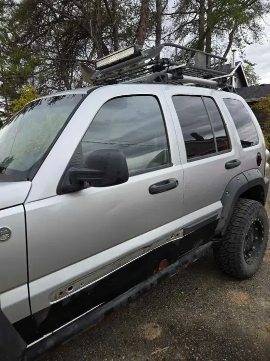 Jeep Liberty 2005 photo 4