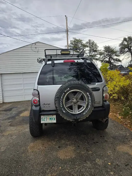 Jeep Liberty 2005 photo 5
