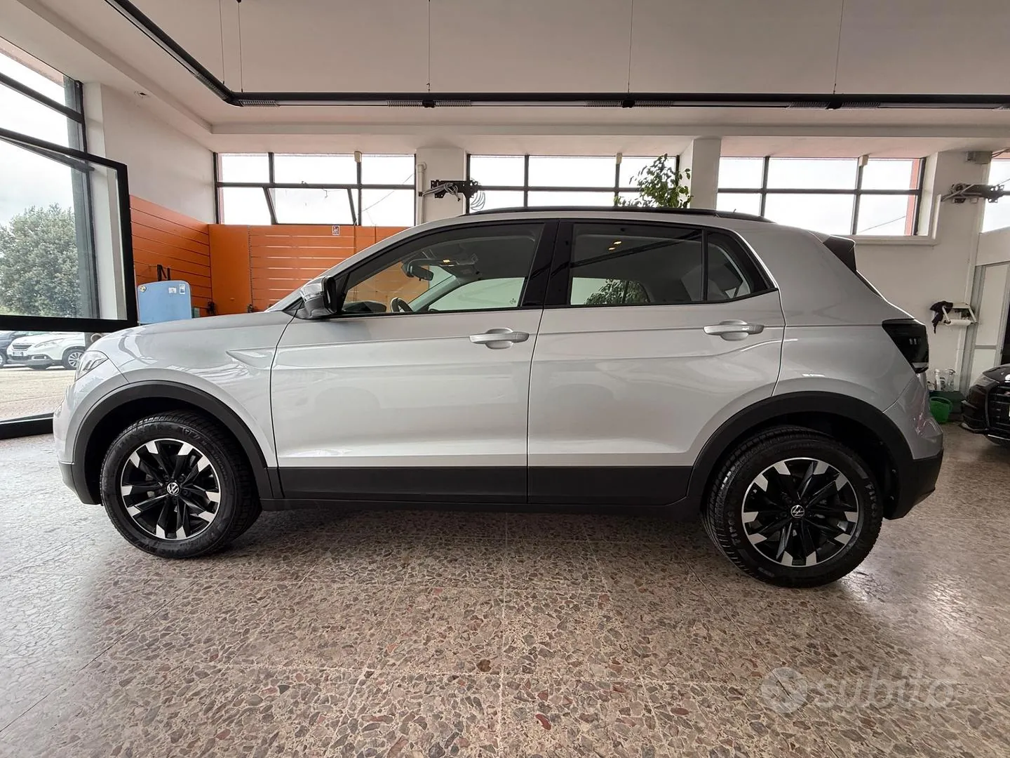 Volkswagen T-Cross 2023 photo 3