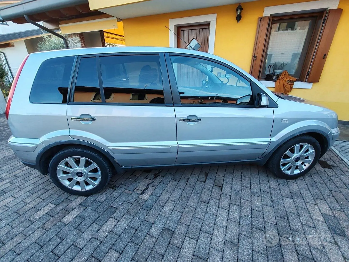 Ford Fusion 2009 photo 2