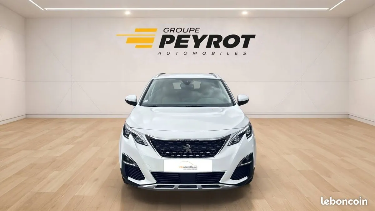 Peugeot 3008 2020 photo 2