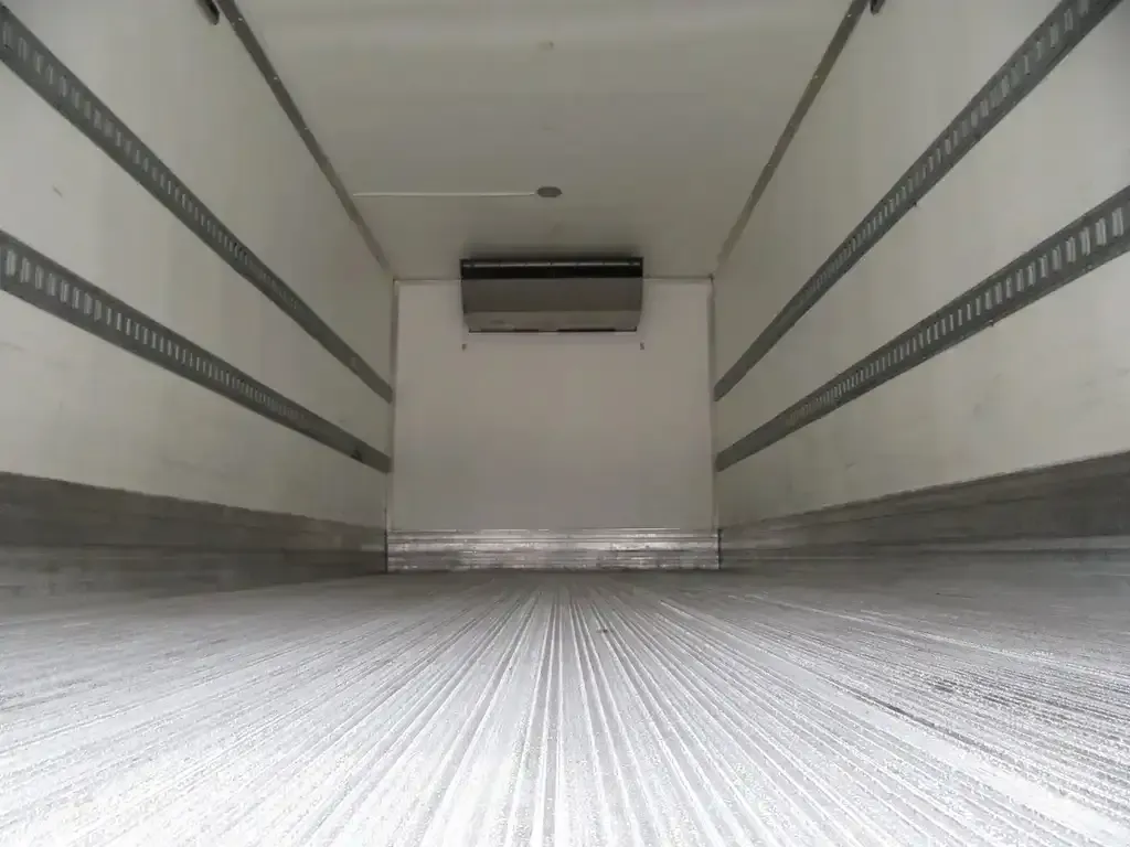 Hino 195 Commercial 2020 photo 5