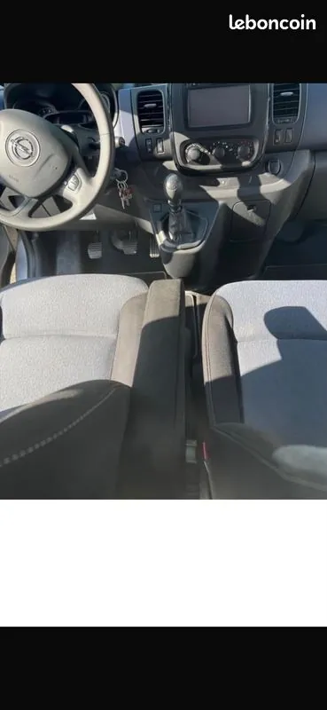 Opel Vivaro 2017 photo 2