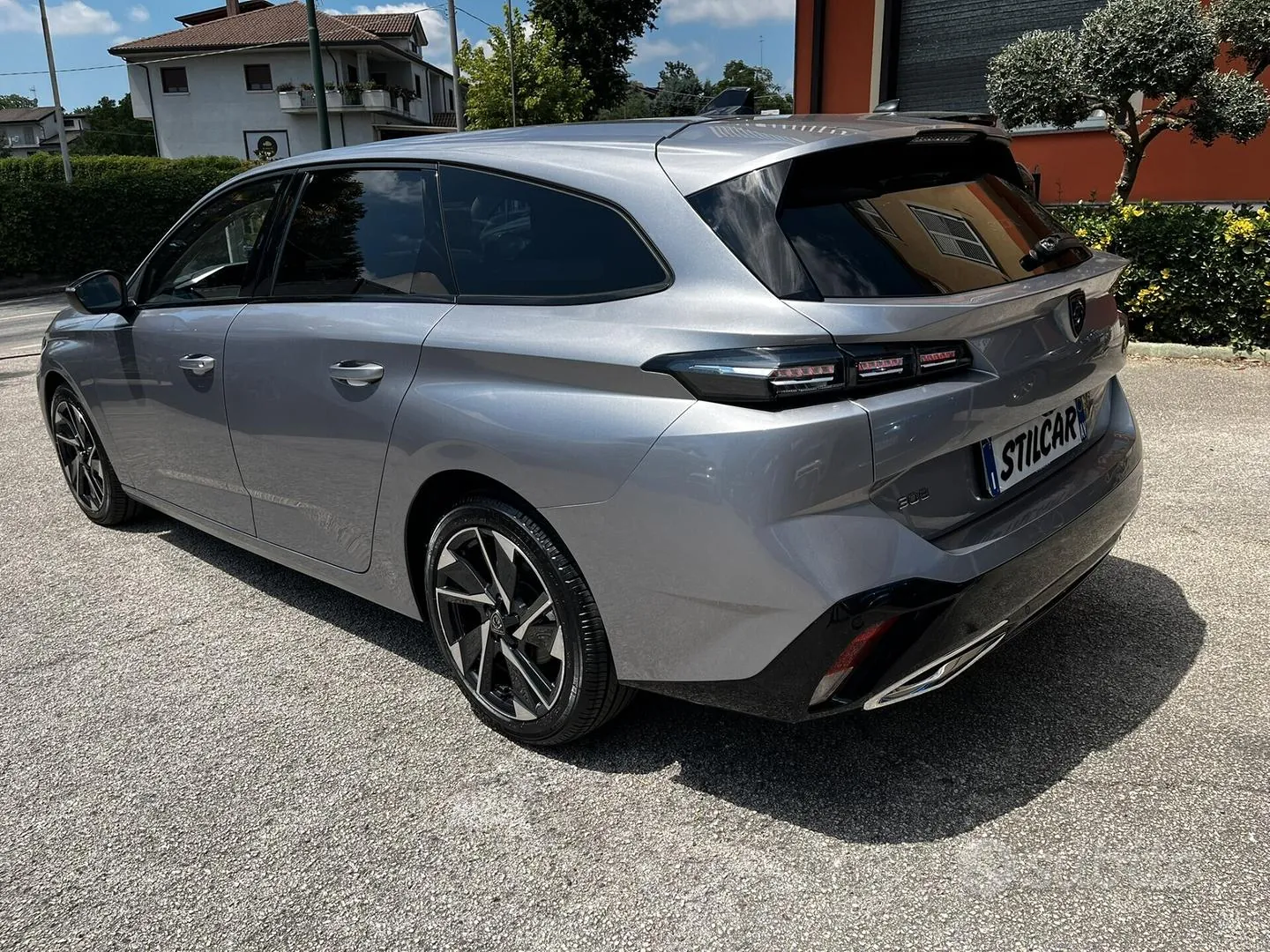 Peugeot 308 2022 photo 3