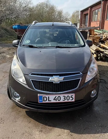 Chevrolet Spark 2011 photo 3