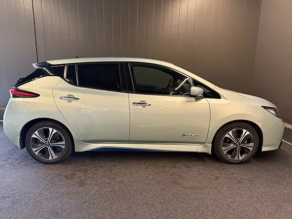 Nissan Leaf 2018 photo 4