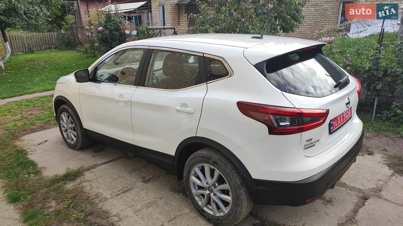 Nissan Rogue Sport 2022 photo 3