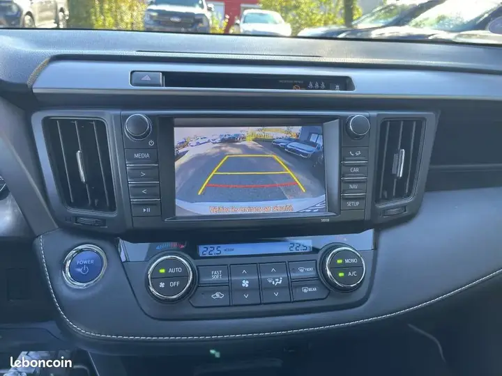 Toyota Rav4 2018 photo 4