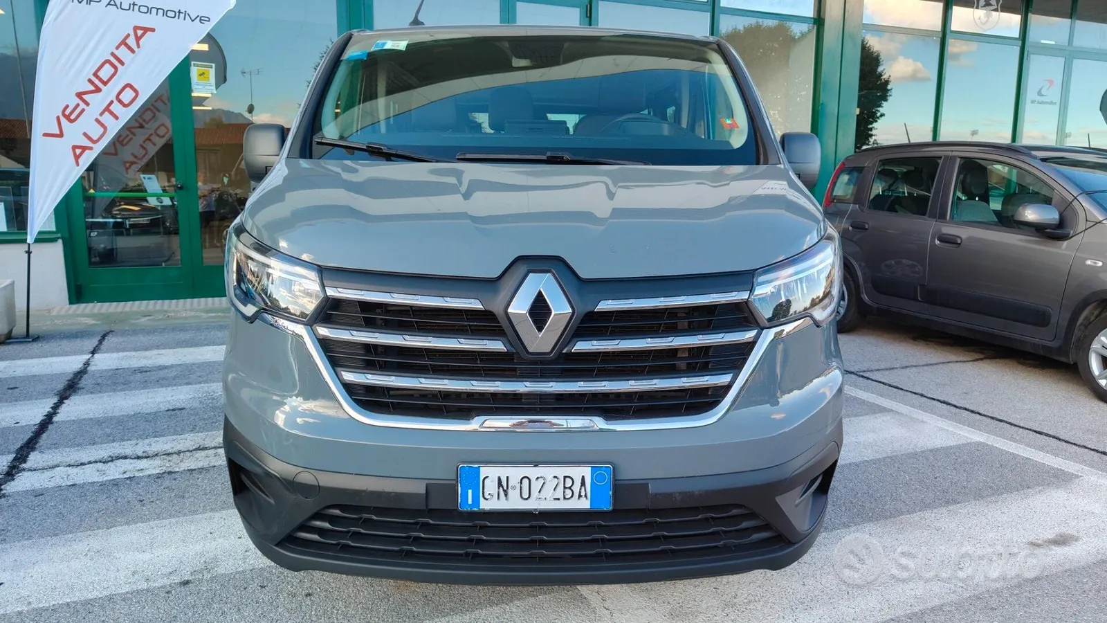 Renault Trafic 2023 photo 5