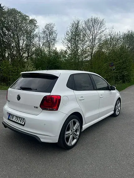 Volkswagen Polo 2012 photo 4