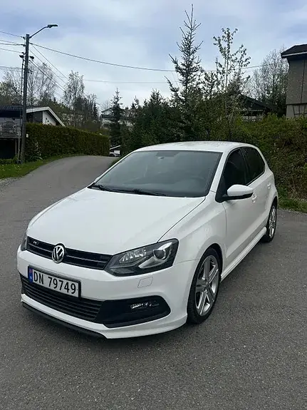 Volkswagen Polo 2012 photo 3