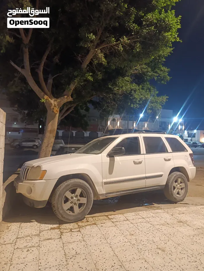 Jeep Grand Cherokee 2007 photo 2