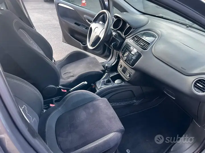 Fiat Punto 2014 photo 5