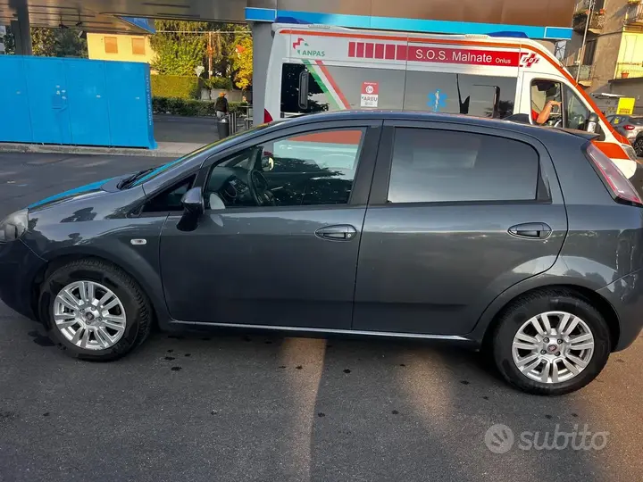 Fiat Punto 2014 photo 3