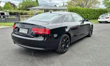 Audi A5 2010 photo 5