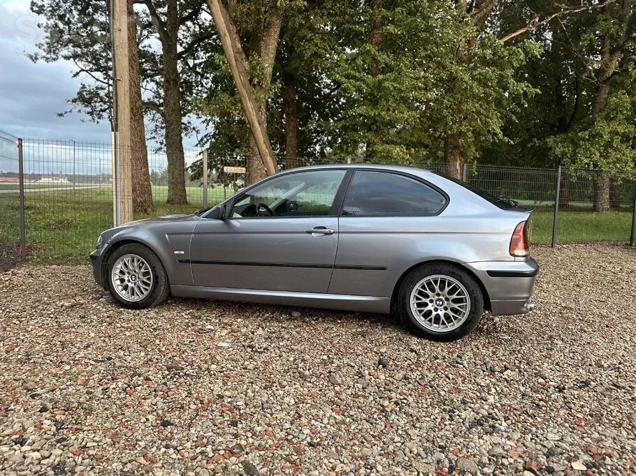 BMW 316 2004 photo 4