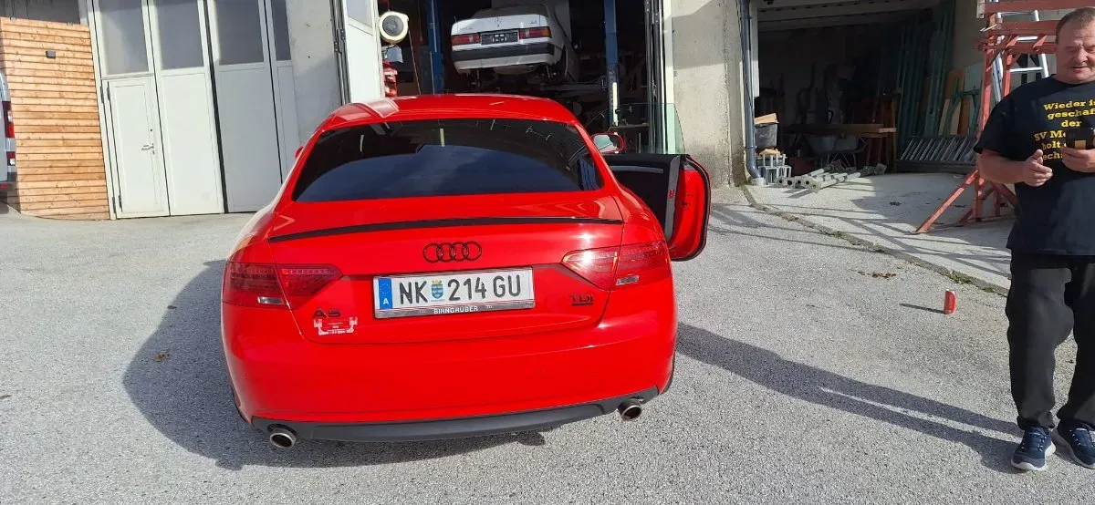 Audi A5 2011 photo 3
