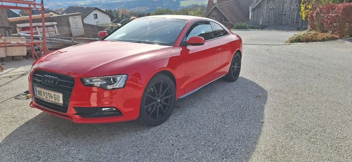 Audi A5 2011 photo 2