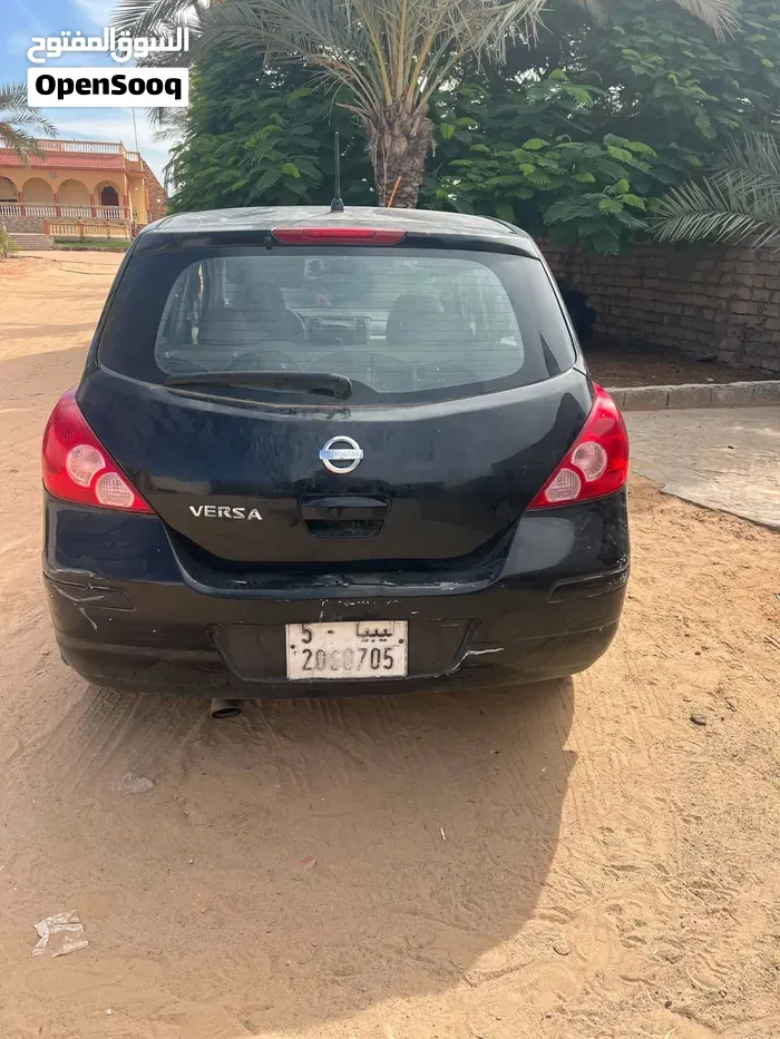 Nissan Tiida