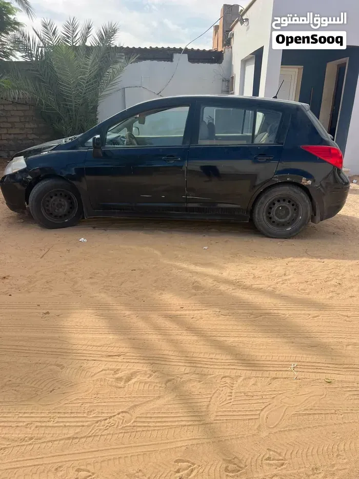 Nissan Tiida 2008 photo 3