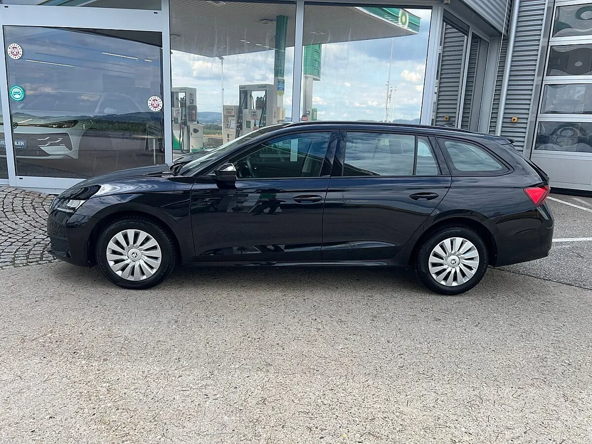 Skoda Octavia 2025 photo 3