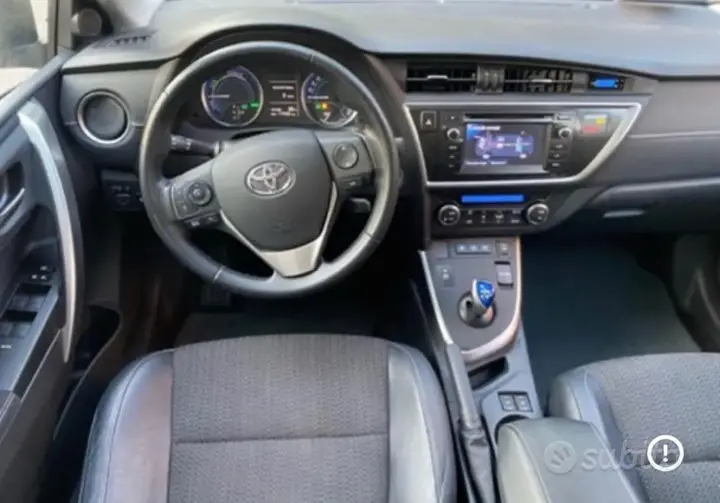Toyota Auris 2014 photo 4