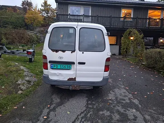 Toyota Hiace 2003 photo 3