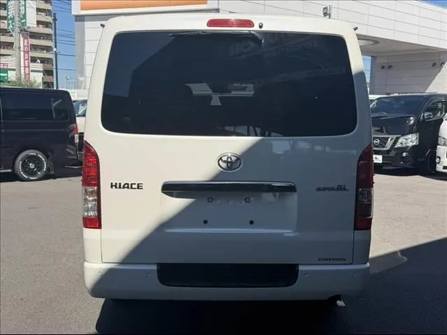 Toyota Hiace Gl 2021 photo 3