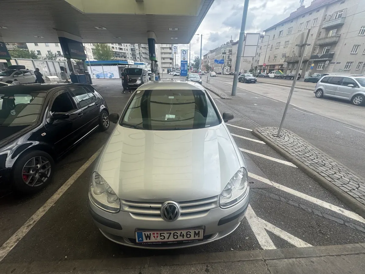 Volkswagen Golf 2007 photo 2