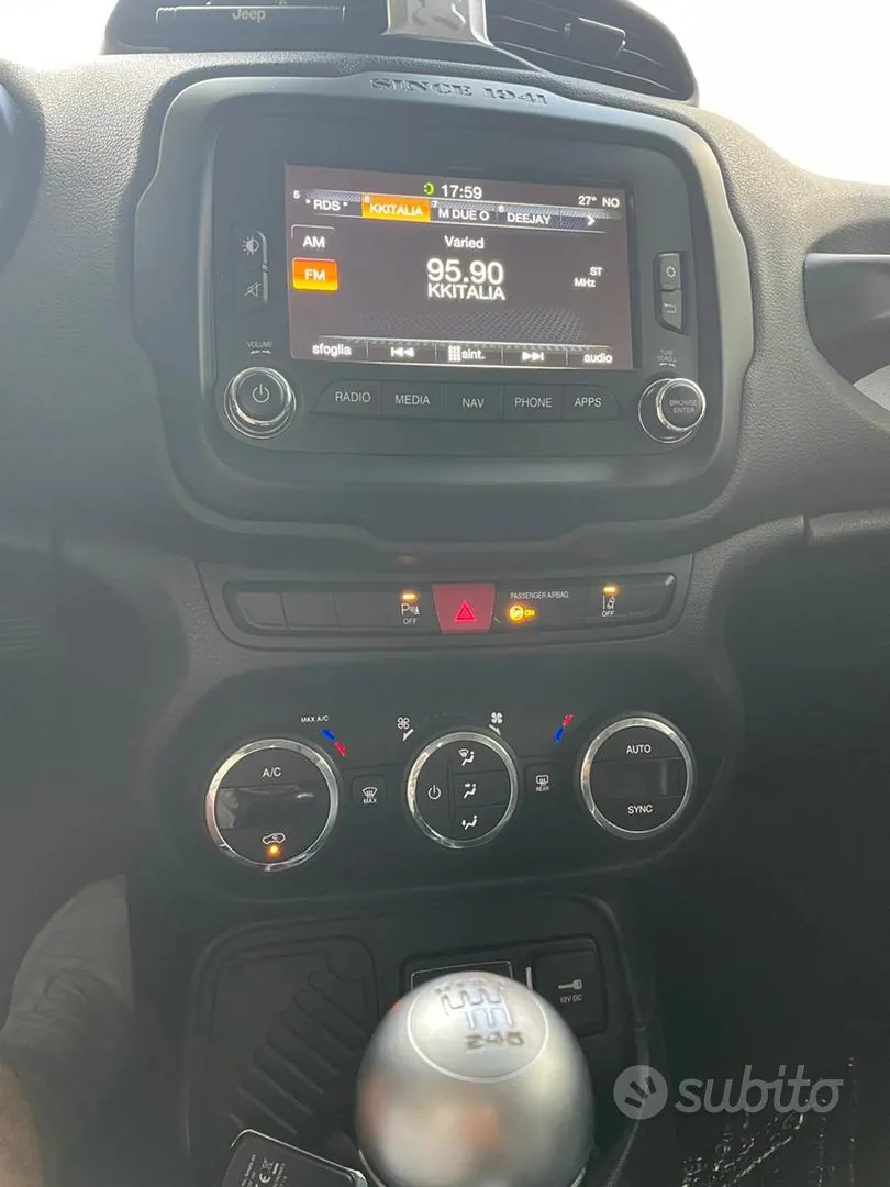 Jeep Renegade 2017 photo 4