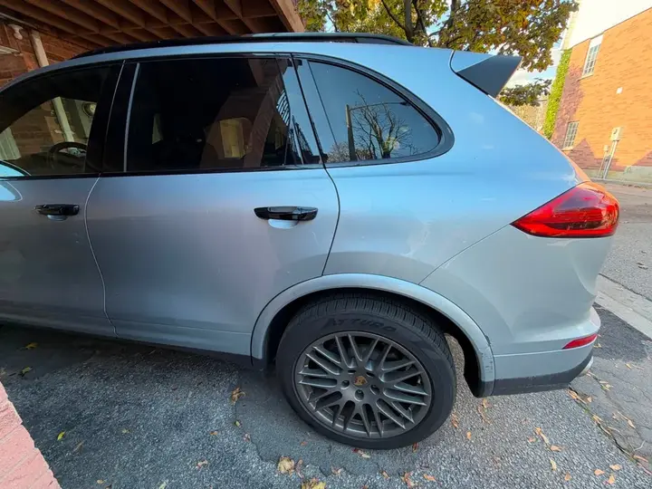 Porsche Cayenne 2017 photo 2
