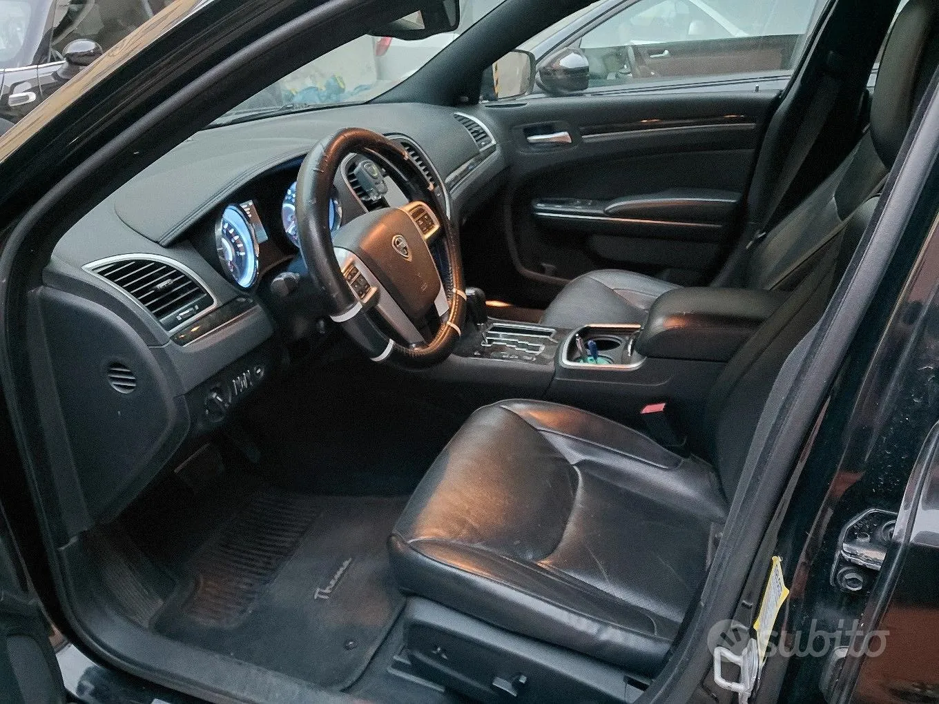 Lancia Thema 2013 photo 3