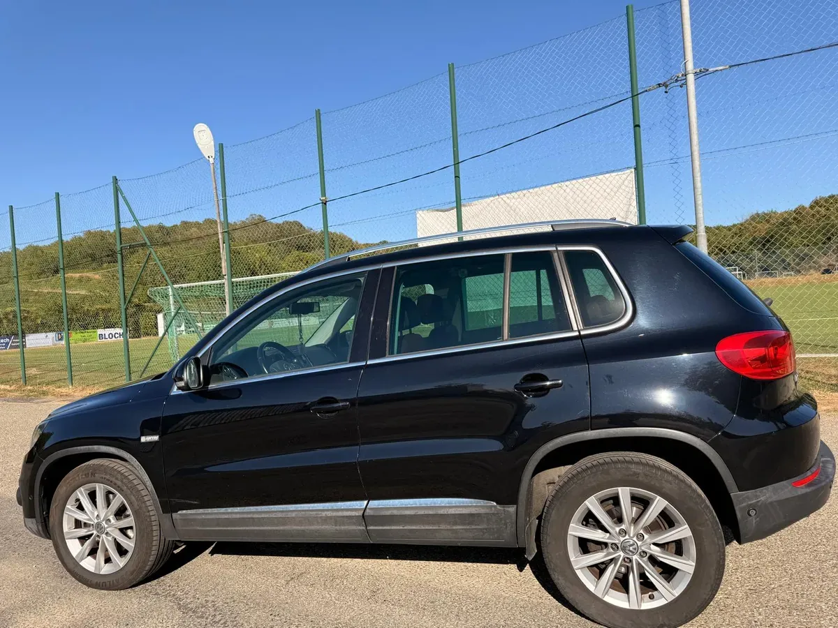 Volkswagen Tiguan 2012 photo 2
