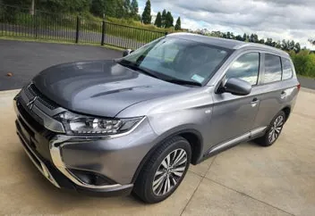Mitsubishi Outlander 2022 photo 5