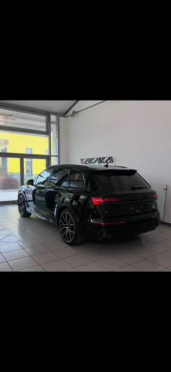 Audi Q7 2024 photo 2