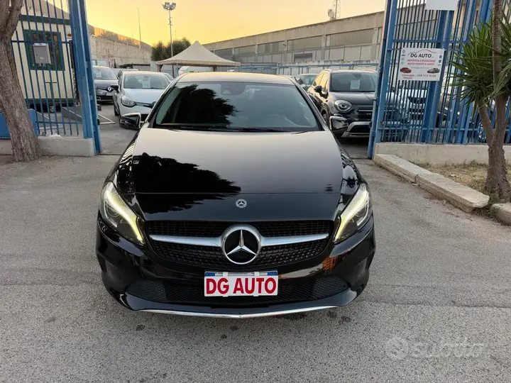 Mercedes-Benz A-Class 2018 photo 2