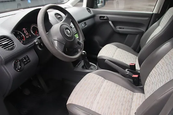 Volkswagen Caddy Maxi 2013 photo 2