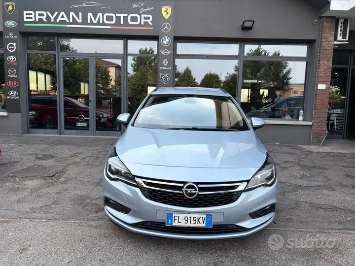 Opel Astra 2017 photo 2