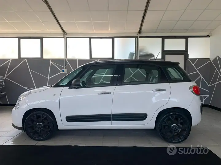Fiat 500L 2014 photo 4