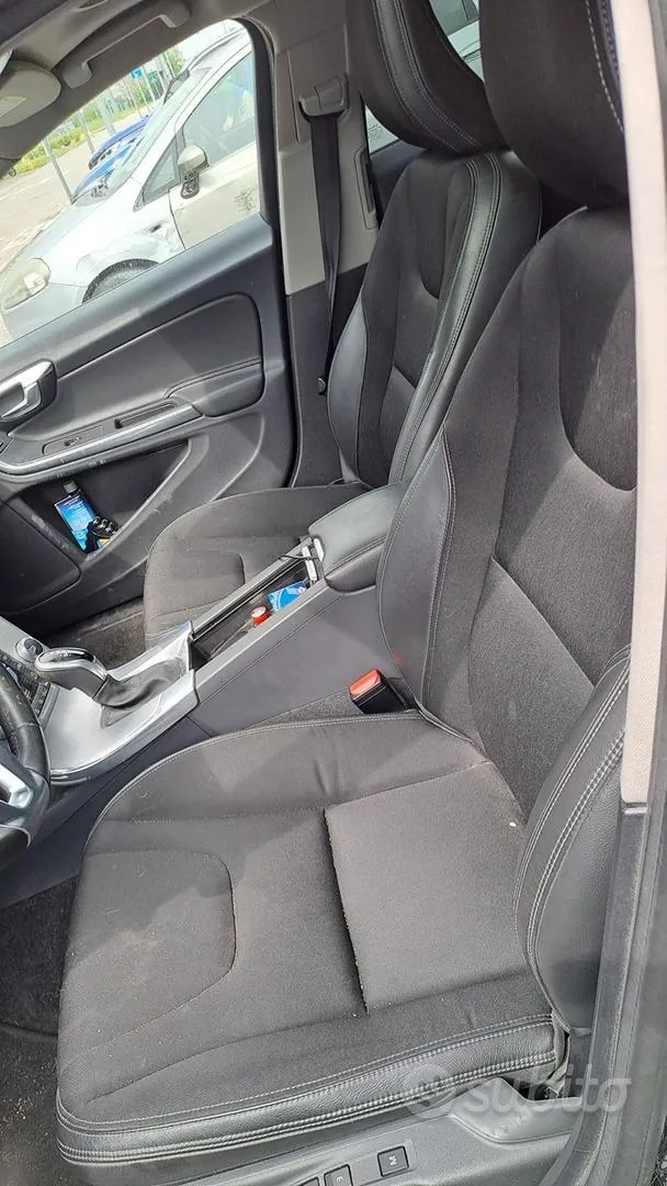 Volvo V60 2017 photo 4