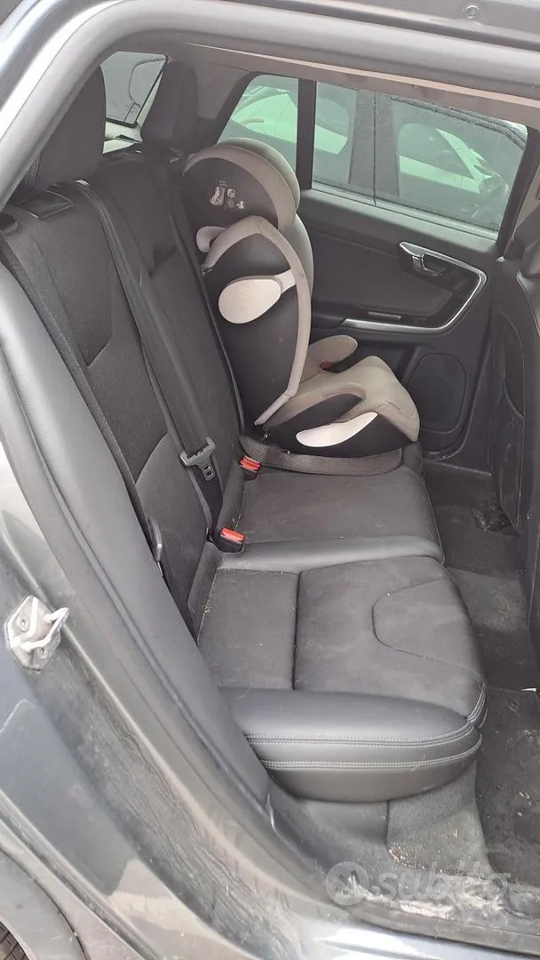 Volvo V60 2017 photo 5