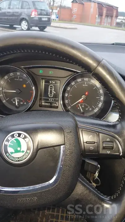Skoda Superb 2008 photo 5