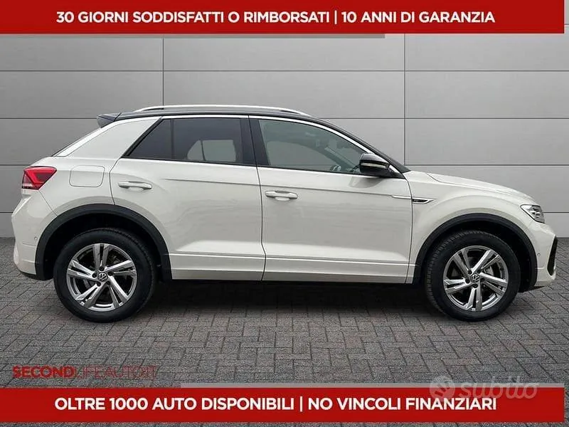 Volkswagen T-Roc 2023 photo 2