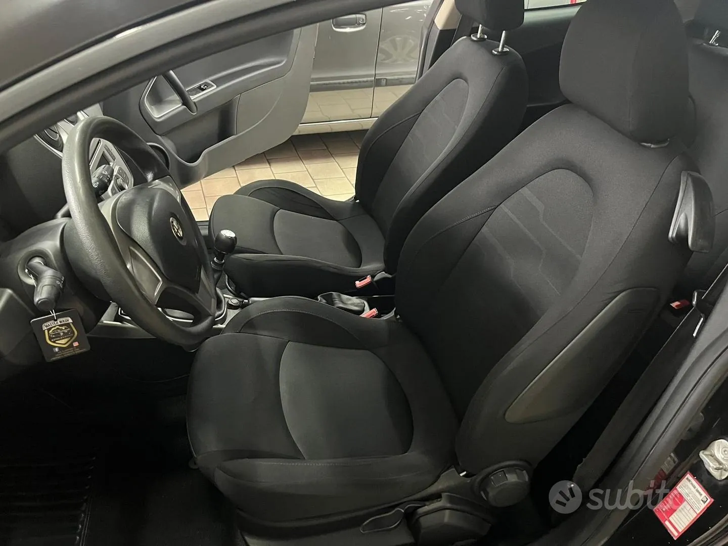Alfa Romeo Mito 2011 photo 4